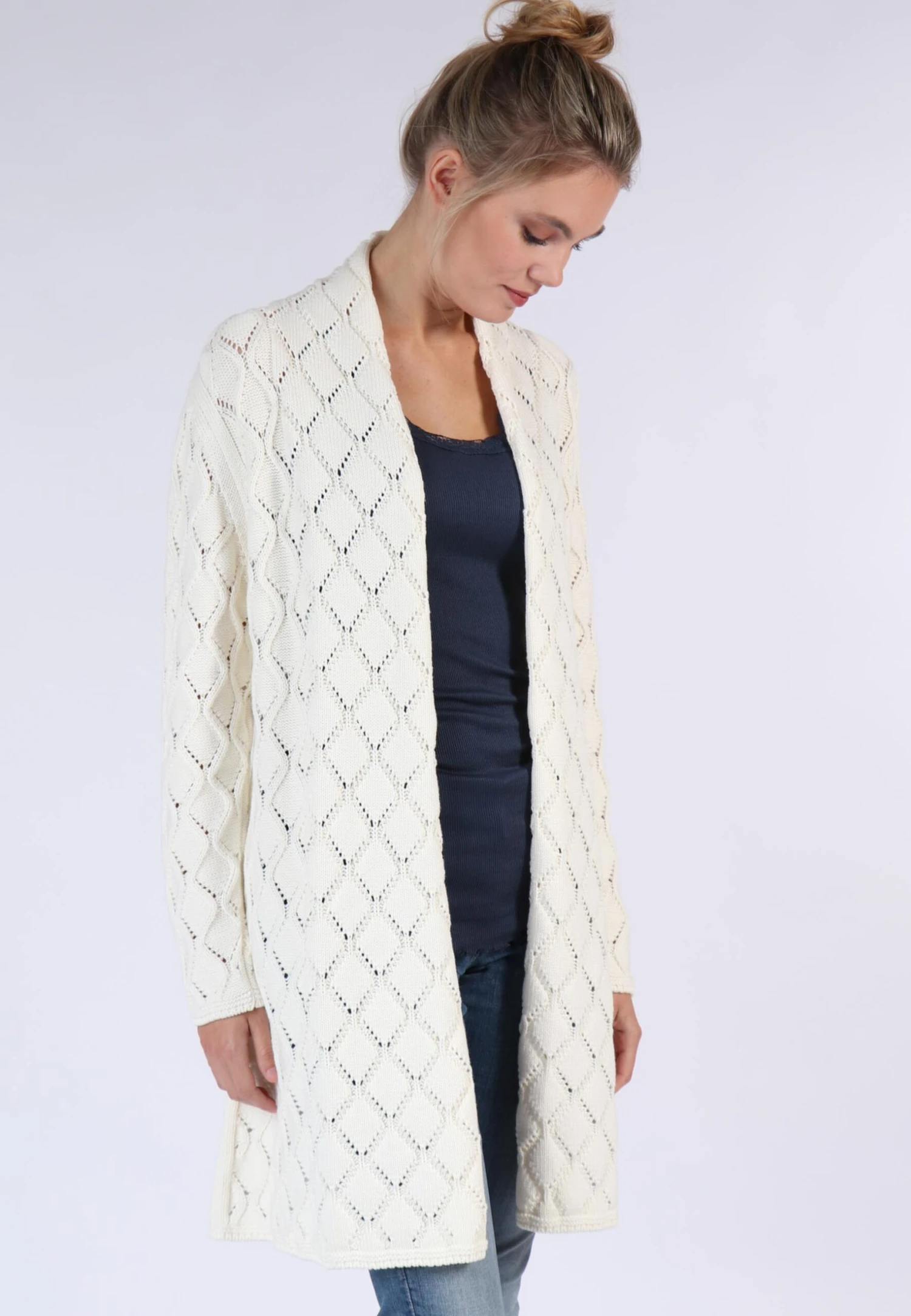 Strickmantel Ebbie - Ivory – Bild 3