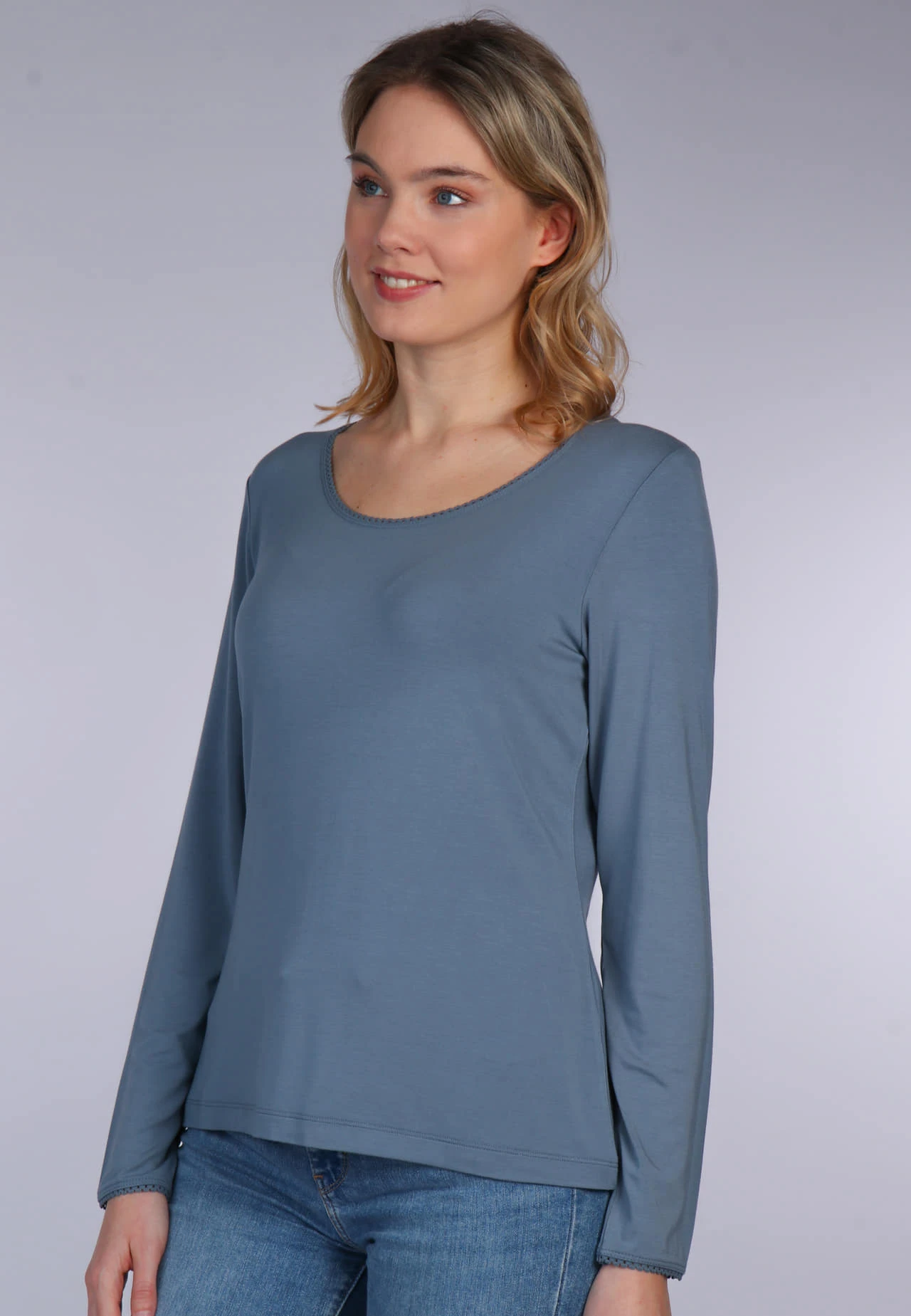 Langarmshirt Philia- Mosaic Blue – Bild 4