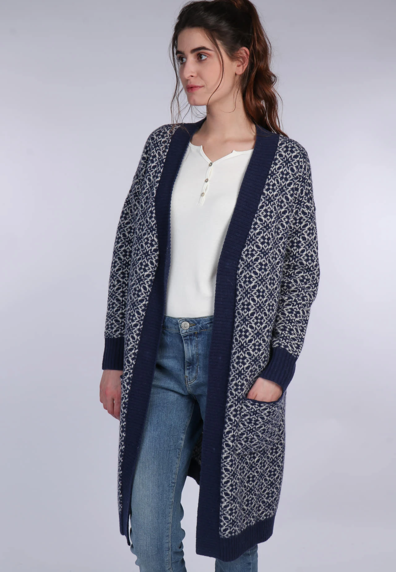Strickjacke Tilke - Navy – Bild 4